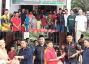 Ketua DPD LSM BARA API Riau Jasril RZ Mengadakan Bakti Sosial Berikan Bantuan Dan Santunan Anak Yatim Di Panti Asuhan Al-Ikhlas