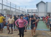 Senam Sehat Rutin Di Lapas Narkotika Rumbai Tingkatkan Kebugaran dan Kebersamaan WBP