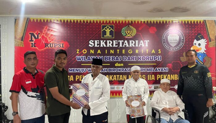 Lapas Pekanbaru Berikan Remisi Kepada 4 Orang Warga Binaan Lansia di Atas 70 Tahun