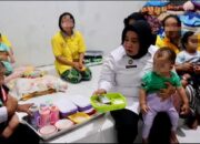 DIRWATKESHAB TUNJUKKAN KEPEDULIAN TERHADAP ANAK BAWAAN SAAT KUNJUNGI LAPAS PEREMPUAN KELAS IIA PEKANBARU