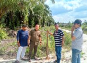 Lahan Milik H. Masrul di Arifin Ahmad Ingin Dipasangi Pagar Kawat, Namun Pihak team H. Masrul Cs Berhasil Mencegahnya