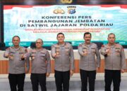 Polda Riau Libatkan Satbrimob Bangun 26 Jembatan Merah Putih Presisi di Daerah Terpencil