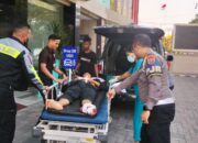 Personel Sat PJR Berjibaku Evakuasi Korban Kecelakaan Maut di Tol Permai, Tim TAA Diturunkan
