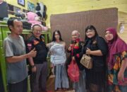 DPC GRIB Jaya Pekanbaru Serahkan Bantuan Peralatan Sekolah kepada Ayla Azzuhra Balqis, Siswi Kurang Mampu yang Sempat Gagal Lolos SPMB